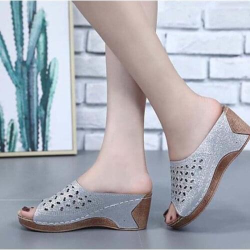 Rhinestone Sandals Women Summer Woman Casual Platform Sandal Thick-soled Beach Sandals Ladies Open Toe Female Shoes Ladies Shoes