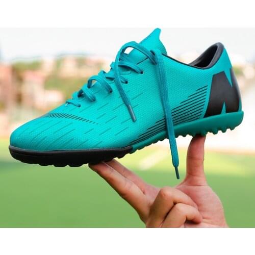 Soccer Shoes Men Football Cleats Soccer Boots Teenager Ankle High Tops Football Shoes Kids Indoor Soccer Training Sneaker