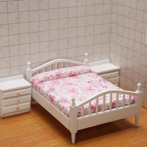 Doll House Mini Furniture Bedroom Micro Scene Model European Style Wooden Fabric Double Bed New