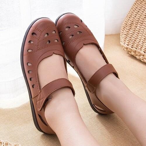 Fashion Velcro Boat Shoes For Women Summer Flats Classic Ladies Loafers Womans Hollow Summer Shoes Leather Female Footwear