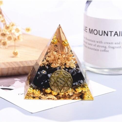 Handmade Amethyst Crystal Orgonite Pyramid Ornament Energy Recovering Healing Peridot Crystal Meditation Tool EMF Protection