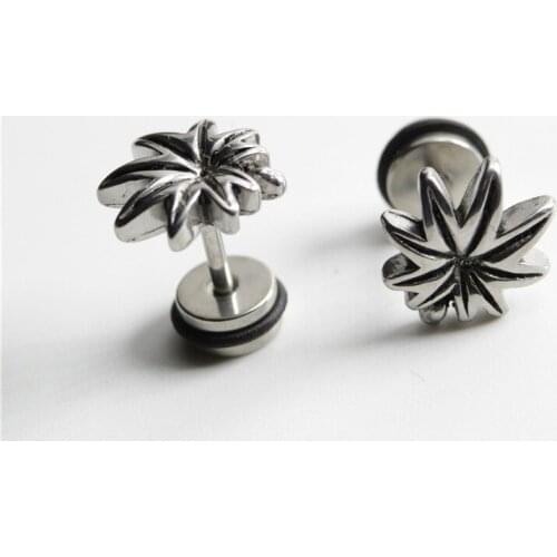 1pc New Punk Style Personality Retro Earrings Hip Hop Rock Stainless Steel Maple Leaf Mens Fashion Party Earrings Jewelry