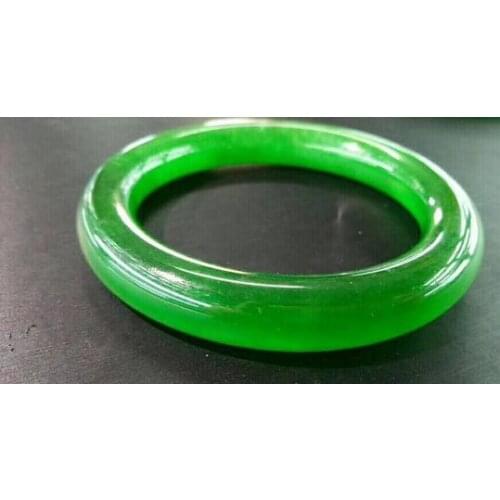 Certified (Grade A) 100% Natural green Jadeite JADE Bracelet Bang(Certificate delivery)