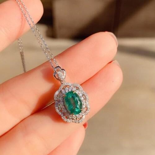 AEAW Jewelry 18K White Gold 1.6ct Natural Emerald Necklace Oval Cut Green Gemstone Necklace Women Jewelry
