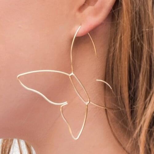 Fashion Big Butterfly Shape Dangle Earring For Women Retro Personality Hollow Out Gold Earrings Charming Beach Accessory Jewelry