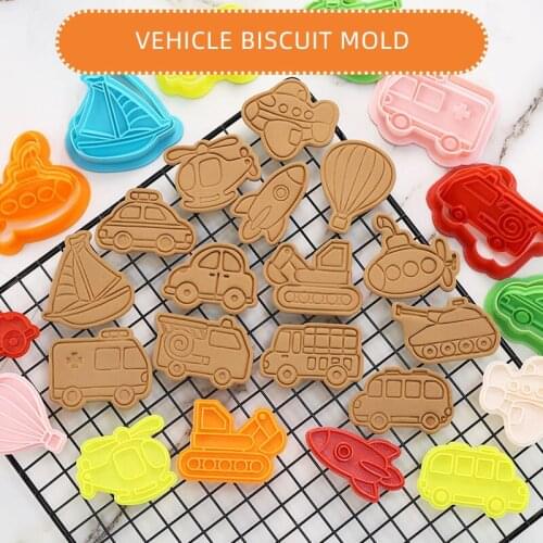 DIY Baking Cartoon Transportation Tool Car Cookie Molds Diy Household Baking Tools 3d Stereo Press Cookie Cutters Biscuit Mold