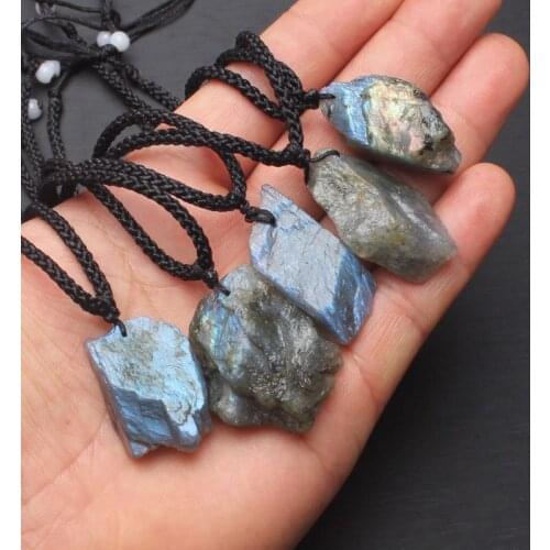 Natural Labradorite rough stone pendant mineral crystal teaching specimen DIY jewelry pendant carving small stone original ston