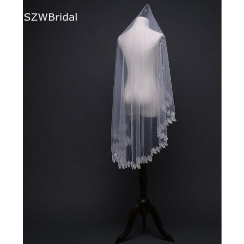 In Stock Cheap One Layer Bridal ivory veil Lace Edge Wedding accessories Fascinator Wedding Veils Welon katedralny Matrimonio