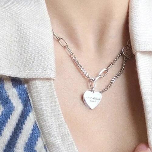 VSnow Hiphop Asymmetric Love Heart Pendant Necklace for Women Temperament Letter Mix Chunky Chain Metallic Necklace Jewellery