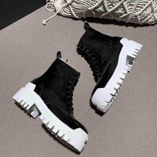 Cmhbb Finder Women's Ankle Boots