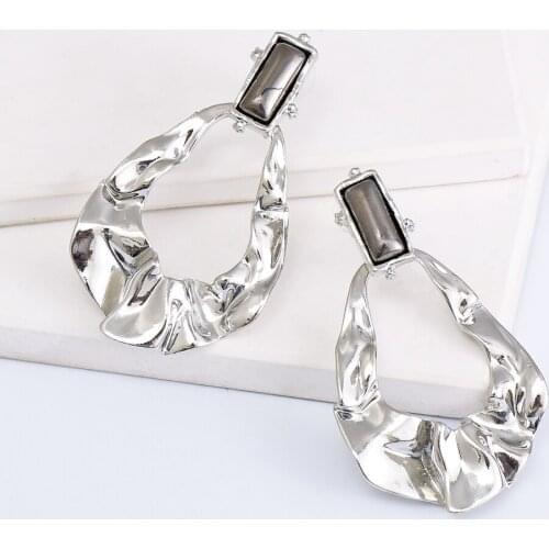 Fashion Metal Gold Plated Irregular Drop Earrings Crystal Hollow Curved Party Wedding Jewelry Women 2021