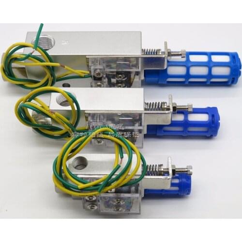 CONVUM vacuum generator with switch CV - 10/15/20 HSCK manipulator accessories is adjustable