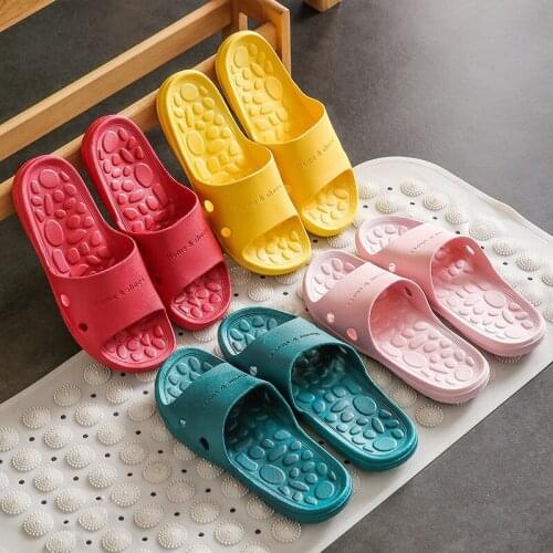 Slippers women wear-resistant bathroom non-slip summer fashion sandals Slides 2021 slippers for men Soft Sole fashion shoes