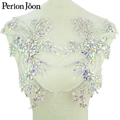 1 Pair White handmade AB crystal lace applique bridal wedding dress rhinestone glass neckline decoration Accessories WH033