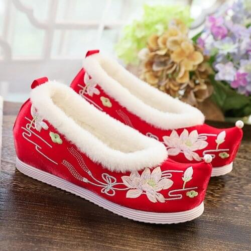 YourSeason Winter Ladies Warm Furry Lining Cotton Inner Platform Flats Chinese Style Women Casual Embroidered Comfort Shoes
