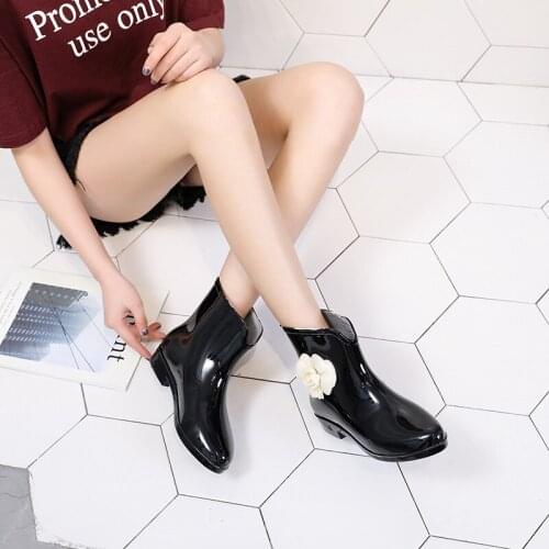 Girls Casual Fashion PVC Martin Rain Boots Waterproof Women Ankle Non-slip Woman Flower Rainboots Water Shoes Big Size 36-40