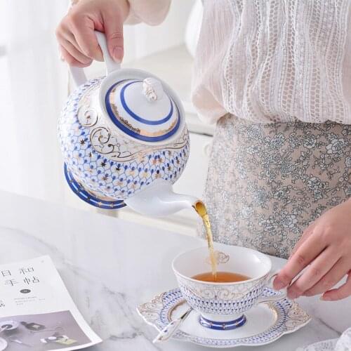 Ceramic Teapot With Lid Creative Water Bottle For Family Hotel Useful Coffee Milk Pot Kitchen Utensils Wedding Gifts 1200ML