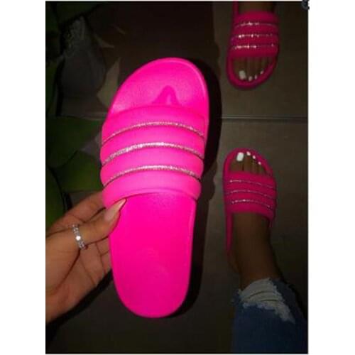 2020 Summer New Womens Slippers Flat Low Heel Bling Female Fashion Shoes Open Toes Colorful Sexy Beach Sandals Plus Size