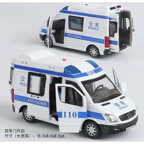 1:32 Die Cast Model Cars Electric Flashing Pull back scale automobile Alloy Vehicle gld3 Coche Children Toys 110 Cop Van