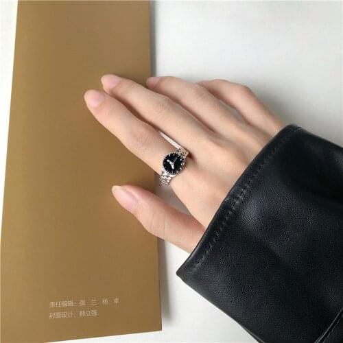 Simple Fashion Women Shape Rings Elegant Character Index Finger ring Small Girl Tide Restoring Ancient Ways Ring Gift