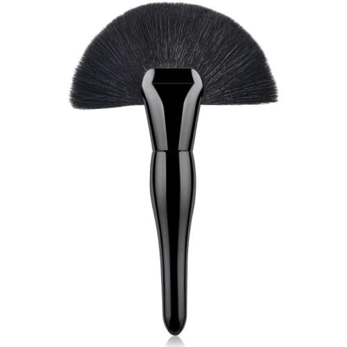 Newdate 1 PCS Beauty Brush Large Fan Kwasten Blusher Powder Foundation Brush Basic Makeup Brushes Tool