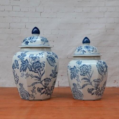 Tao Caicais new classical trade ceramic ornaments six blue and white porcelain jar jar decorated living room decor study