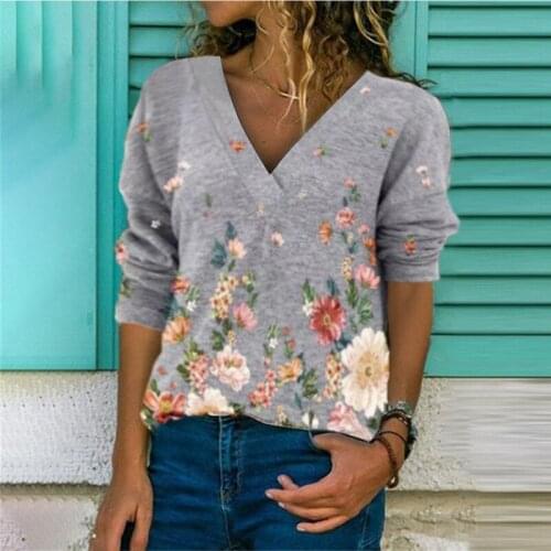 New 2021 Women Autumn Winter Long Sleeve T Shirts Loose V-Neck Floral Print T-shirt Fashion Loose Street Tees Plus Size 5XL Tops