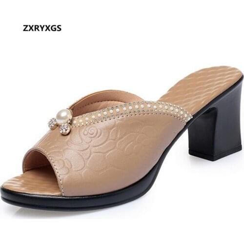 2021 New Pearl Rhinestones Summer Slippers Outdoor Genuine Leather Slippers Womens Sandals High Heel Fashion Sandals Large Size