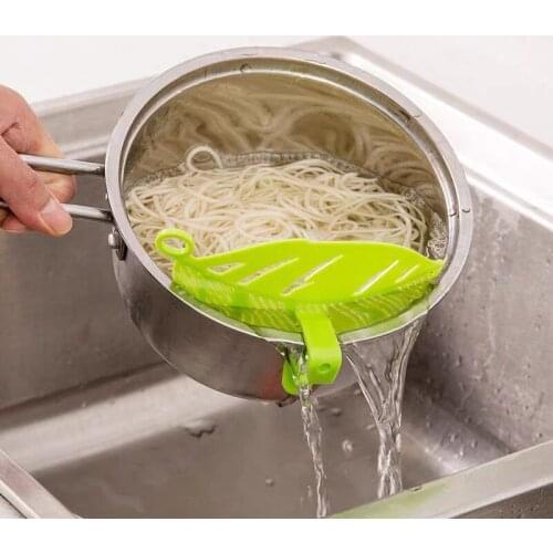 Kitchen Tool Snap-on Leaf Shape Drain Board Retaining Rice Vegetable Noodle Plastic Filter Block Rice Cleaning Strainer Gadgets