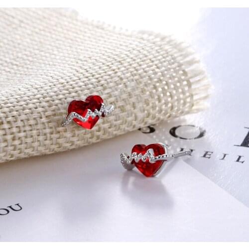 Lightening Heart Earring For Girl Trendy Simple Red Stone Piercing Stud Earings Popular Jewelry Fashion Accessory Drop Shipping