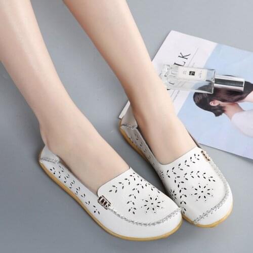 GILAUGH Genuine Leather Women Shoes Flats 2020 Fashion Slip-On Casual Flat Breathable Soft Loafers Woman Moccasins Driving Shoe
