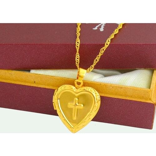 2017New Crucifix Gold Color Charm Hearth Cross Box Pendant Necklace for Womens/Girls