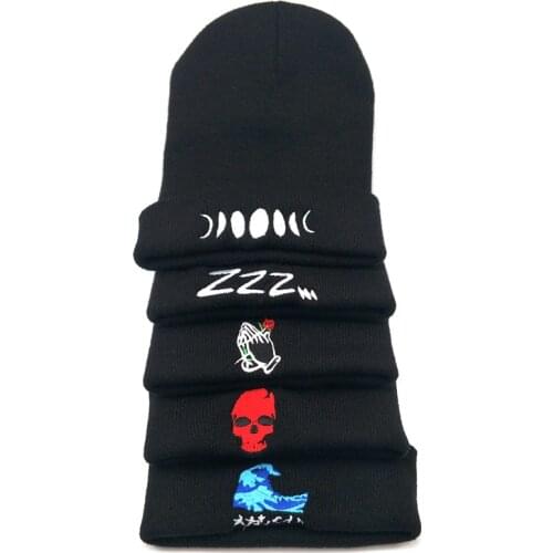 Unisex Moon Embroidery knitted hat women Men hat Moon Winter Knitted Wool Cap Hip-Hop Skullies hat Beanie Hats Casual Gorro cap