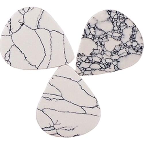 Natural Stone Guitar Picks Finger Picks 3Pcs/Lot Mixed Stones Pendant Guitar Finger Picks