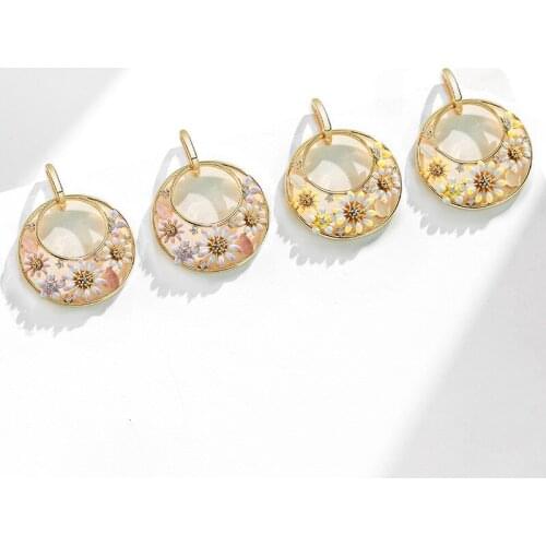 Fashion Cute Fresh Small Daisy Elegant Earrings Korea Compact New Trend Party Dating Sweet Wild Ear Jewelry Female