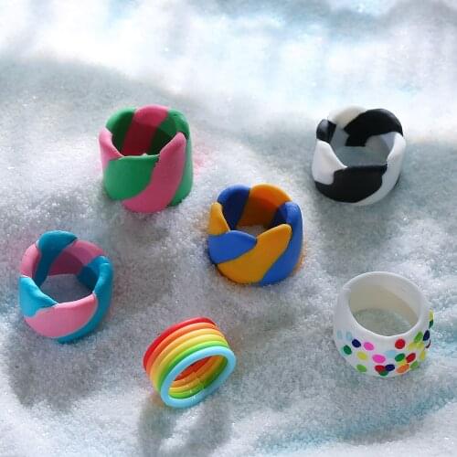 Fashion Colorful Clay Twisted Round Rainbow Finger Rings Charm Handmade Ceramics Soft pottery Rings For Women Hot Summer Jewelry