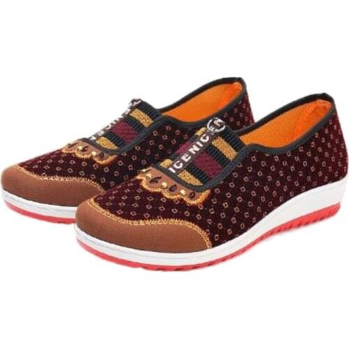 Casual Breathable Light Mom Shoes Womens Soft Bottom Non-Slip Middle-aged Flat Bottom for Ladies Zapatos De Mujer Free Shipping