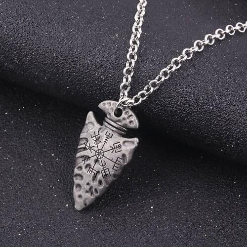 Vintage Viking Aegishjalmr Necklace Mysterious Symbol Compass Nordic Rune Spear Talisman Pendants Necklace Men Jewelry Gift