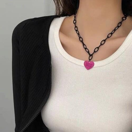 Fashion Pink Love Pendant Necklace for Women Hip-hop Black Thick Chain Clavicle Neck Chain Choker Punk Trend Jewelry New 2021