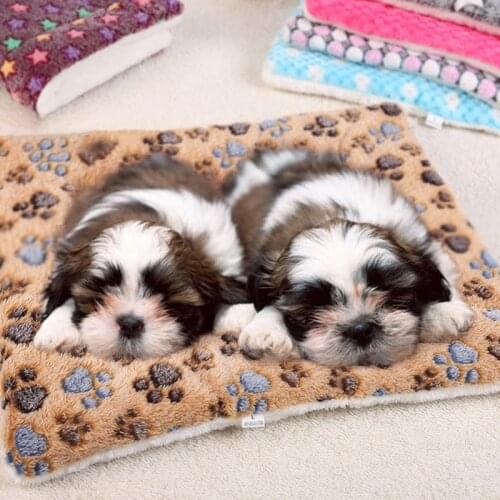 Soft And Comfort Pet Blanket Warm Dog Kennel Mat Thick Coral Fleece Dogs Puppy Blanket Cats Bed Mat Towel Pet Products