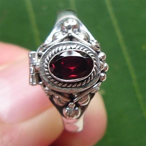 Ethnic Style Vintage Irregular Gerometric Olive Red Emerald Carved Silver Color Male Ring For Men Party Jewelry Accessories