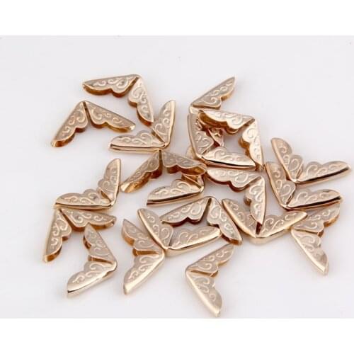 50pcs/lot Golden/Silver Metal Corners for Books Photo Albums Shirt Collars Corner Protectors Metal Crafts Scrapbooking DIY