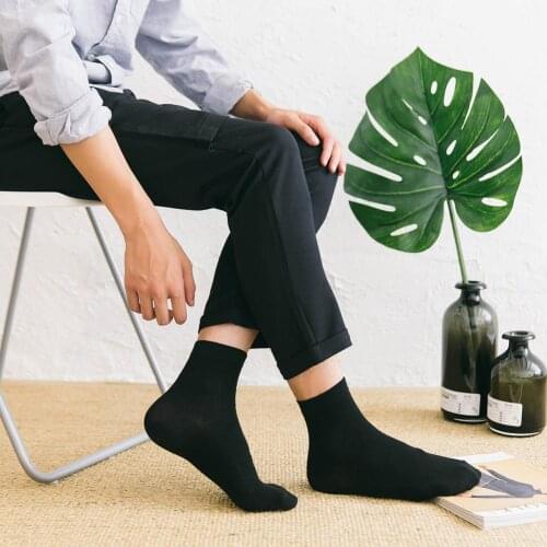Business Men Solid Color Breathable Cotton Soft Elastic Middle Tube Crew Socks