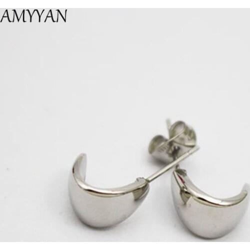 Single Fashion CC Stud Earrings For Men Women Unisex Stainless Steel Cute Moon Stud Earrings New Arrival