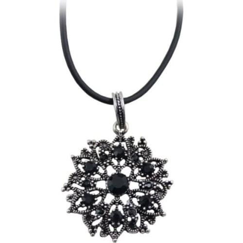 2015 New Fashion Hot Sale Fashion Jewelry Zinc Alloy Hollow Flowers Vintage Pendant&Necklace For Women Free Shipping