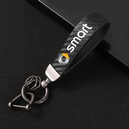 Leather Car KeyChain 360 Degree Rotating Horseshoe Key Rings For for Smart Fortwo Forfour 453 451 450 accessories car styling