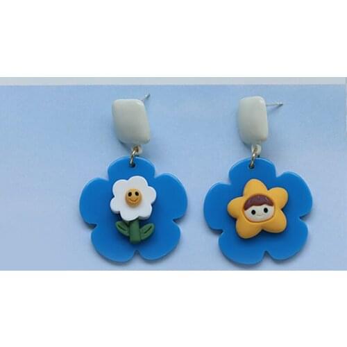 Cute Blue Sun Flower Earrings for Women Handmade Resin Unique Design Korean Fashion Star Dating Jewelry 2021 Trend Friend Gift 4