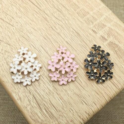 50pcs Fashion Hair Accessories Applique Flower Buckle For Wedding Bride Hairpin Invitation Scrapbooking Brooch Pendant Ornament