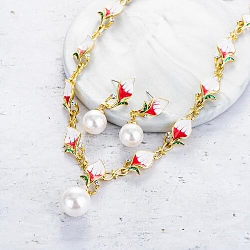 Viennois Party Jewery Set Gold Color Flower Design Simulated Pearl Necklace and Earring Set For Women Bridal Set