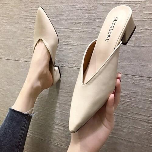 2021 Summer New Mesh Breathable Baotou Pearl Slippers Womens Outer Wear All-match Pointed Toe Thick-heeled High Heels Sandals